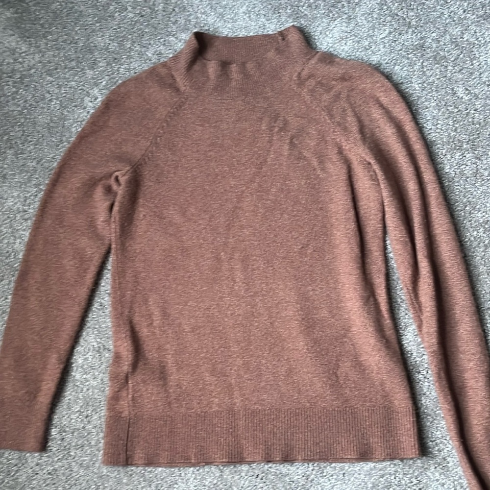 LOFT Crew Neck Long Sleeve Sweater Brown- Small
